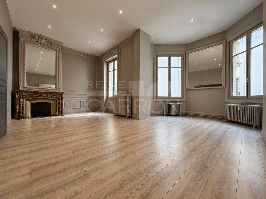 Appartement 4 pièces 125 m² · à Lyon 6ème Arrondissement · 125 m² · 2 310 €/mois