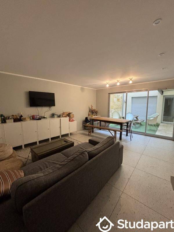 1 pièce 12 m² · à Bordeaux · 12 m² · 666 €/mois