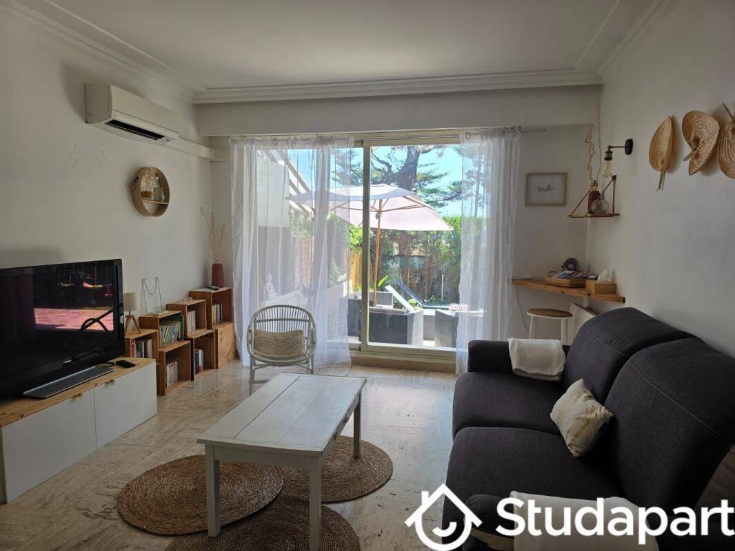 Appartement 2 pièces 50 m² · à Villeneuve-Loubet · 50 m² · 1 200 €/mois