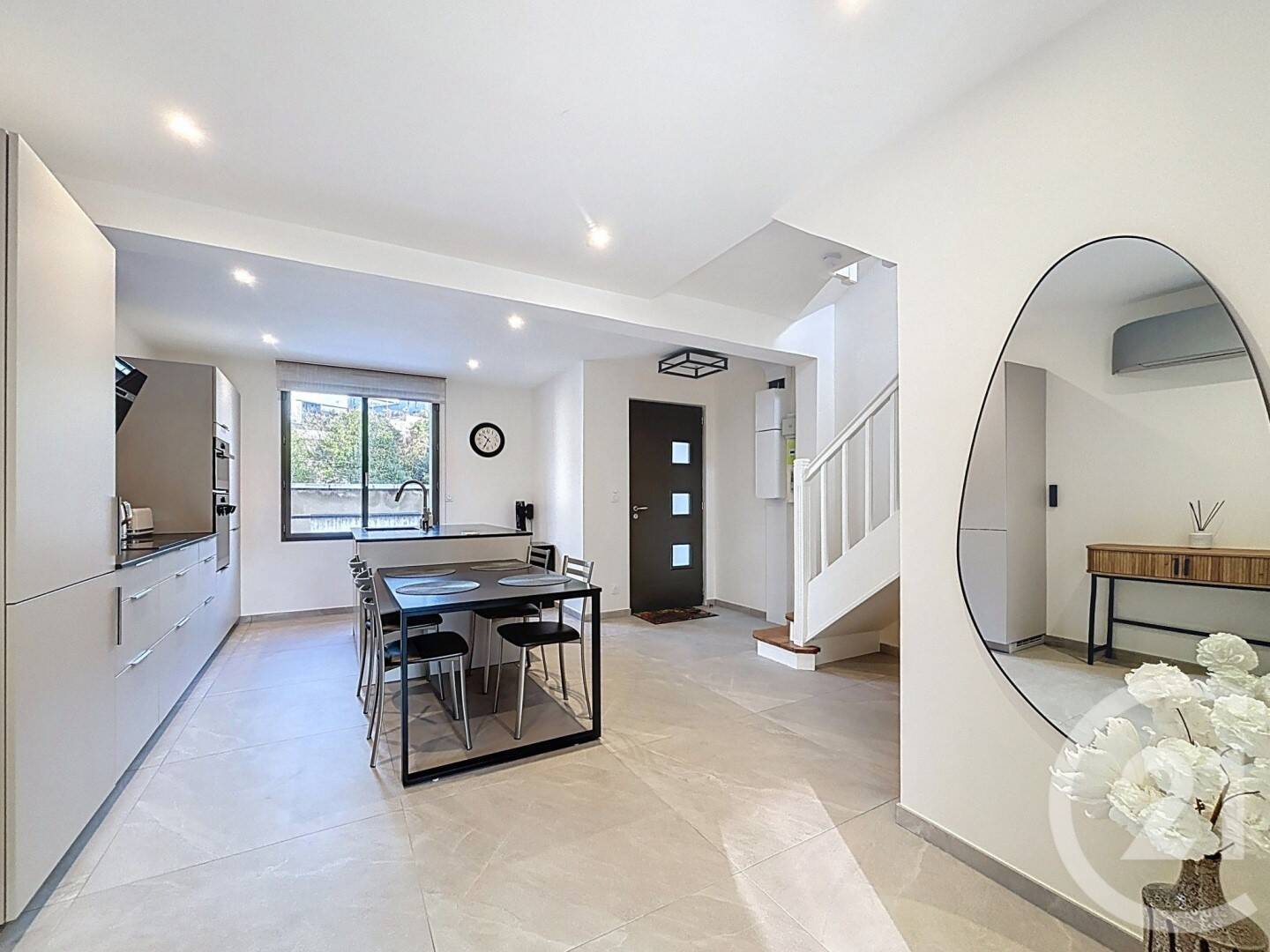 Maison 4 pièces 89 m² · à Tours · 88,9 m² · 399 000 €