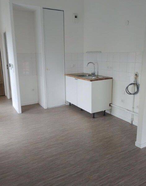 Appartement 4 pièces 83 m² · à Bordeaux · 83 m² · 853 €/mois