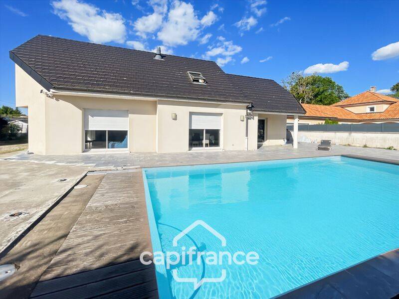 Maison 6 pièces 160 m² · à Fénay · 160 m² · 450 000 €