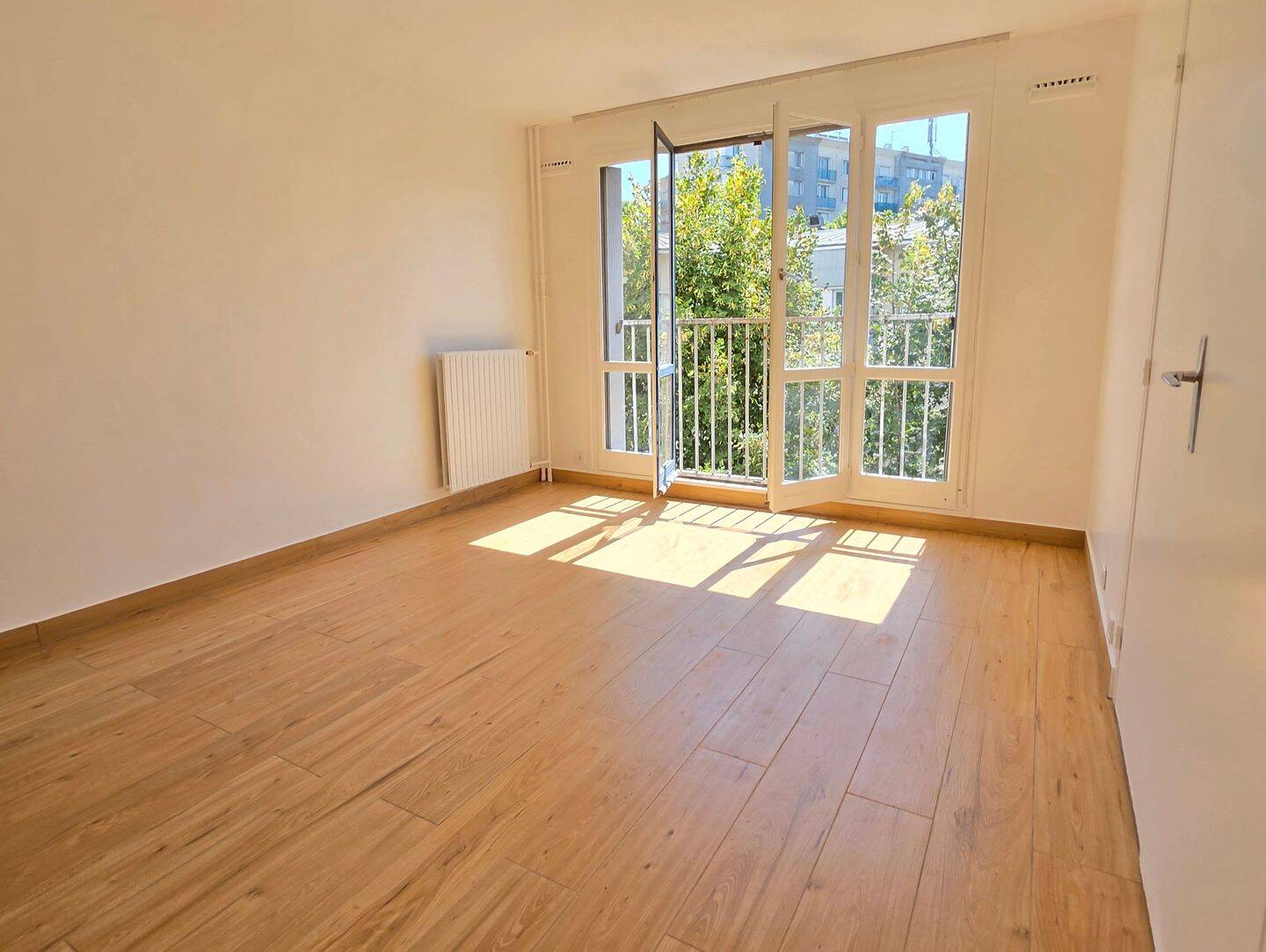 Appartement 2 pièces 49 m² · à Paris 19ème Arrondissement · 49 m² · 1 456 €/mois