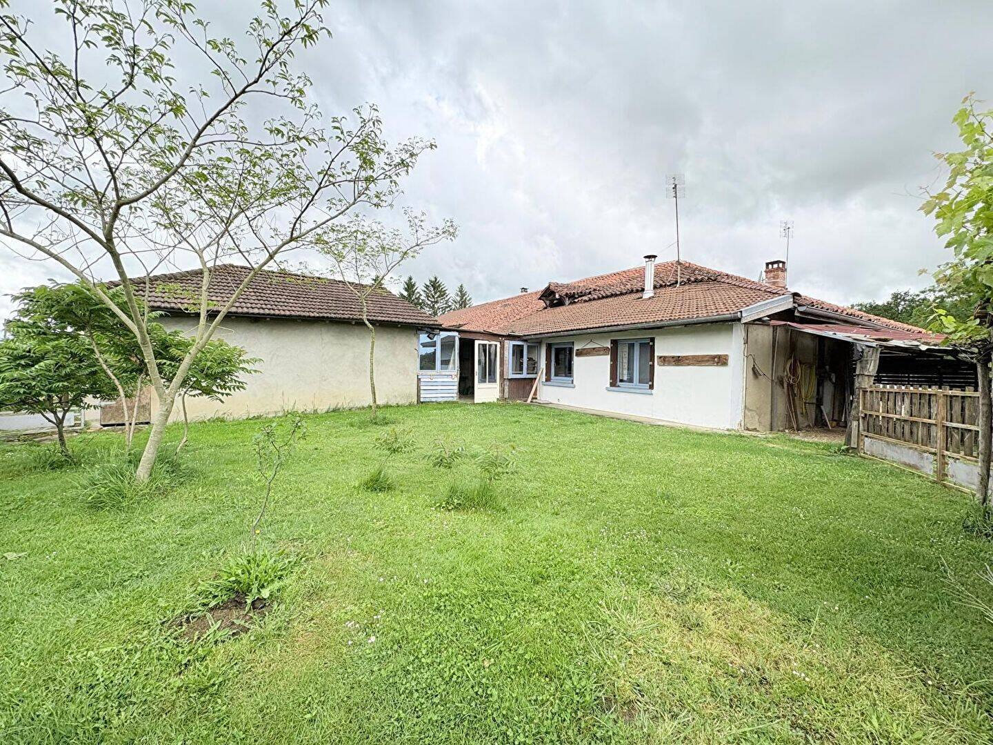 Maison 2 pièces 55 m² · à Varennes-Saint-Sauveur · 54,6 m² · 66 000 €