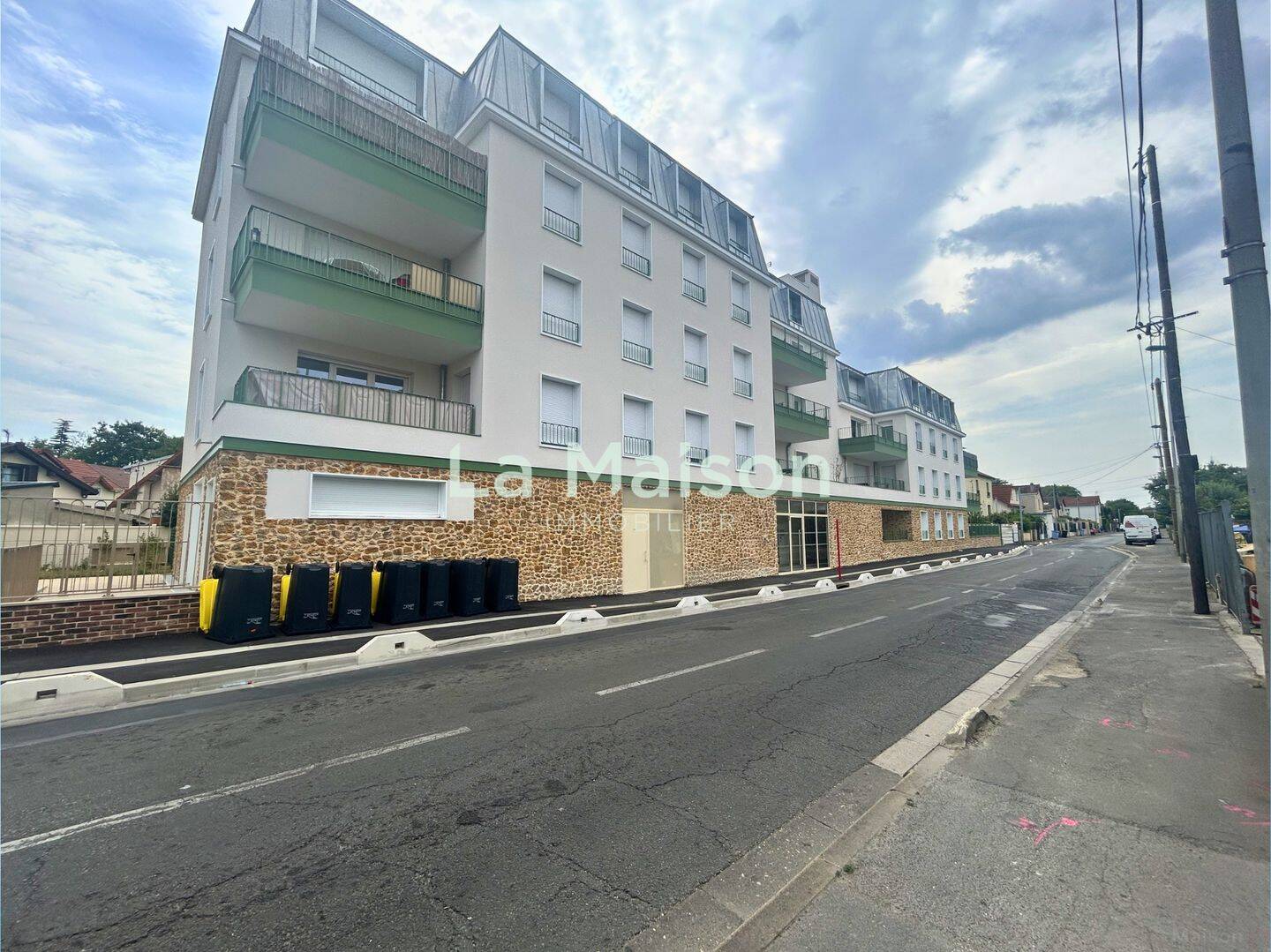 Appartement 1 pièce 28 m² · à Aulnay-sous-Bois · 28,3 m² · 850 €