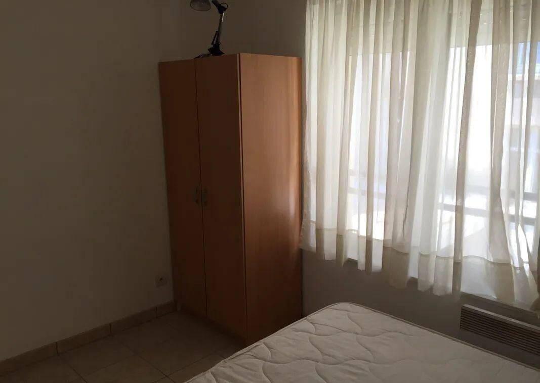 Appartement 1 pièce 15 m² · à Thionville · 15 m² · 570 €