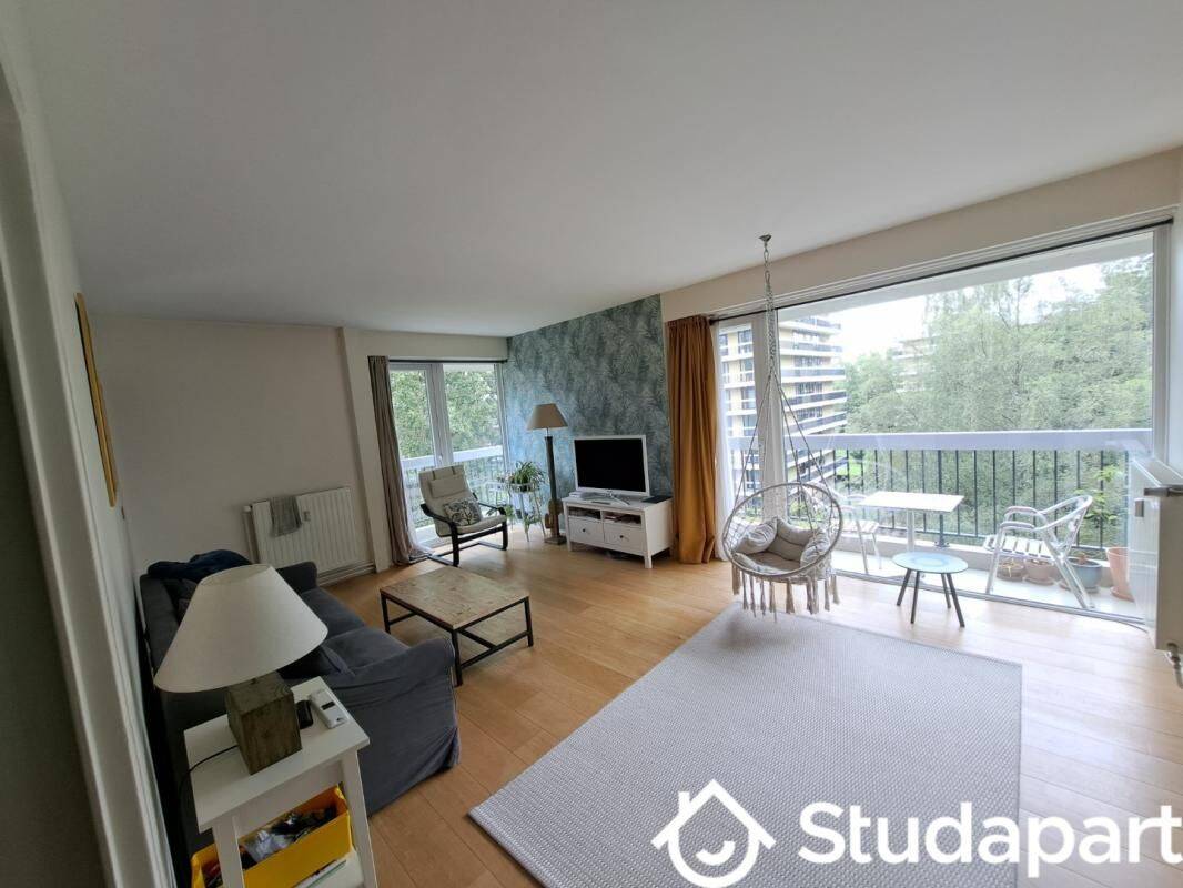 Appartement 6 pièces 78 m² · à Croix · 78 m² · 1 750 €