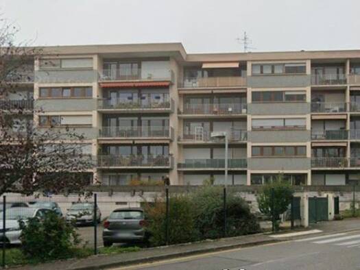 Appartement à vendre 295 000 € 3 pièces 2 chambres 76,7 m² 1er étage Gaillard 74240