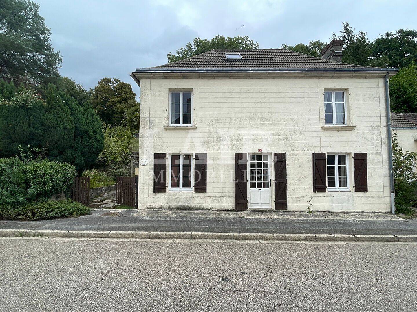 Maison 7 pièces 182 m² · à Mortagne-au-Perche · 182 m² · 111 615 €
