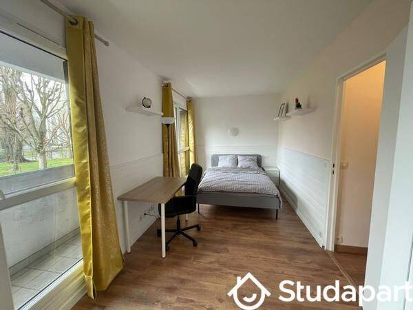 1 pièce 14 m² · à Champs-sur-Marne · 14 m² · 650 €/mois