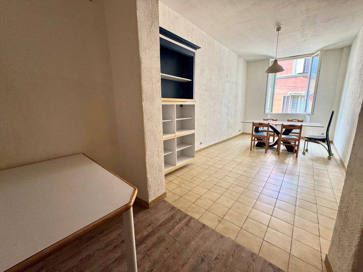 Appartement 2 pièces 43 m² · à Le Beausset · 43,2 m² · 605 €
