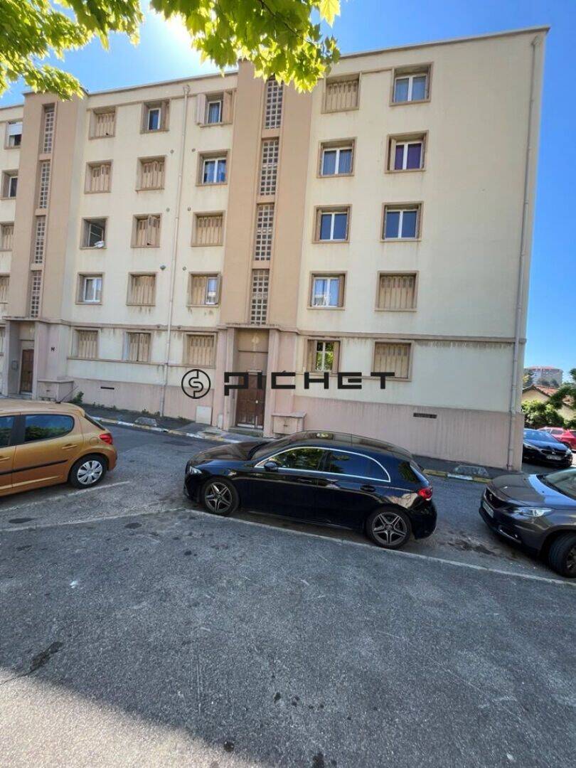 Appartement 4 pièces 76 m² · à Marseille 14ème Arrondissement · 76,3 m² · 130 000 €