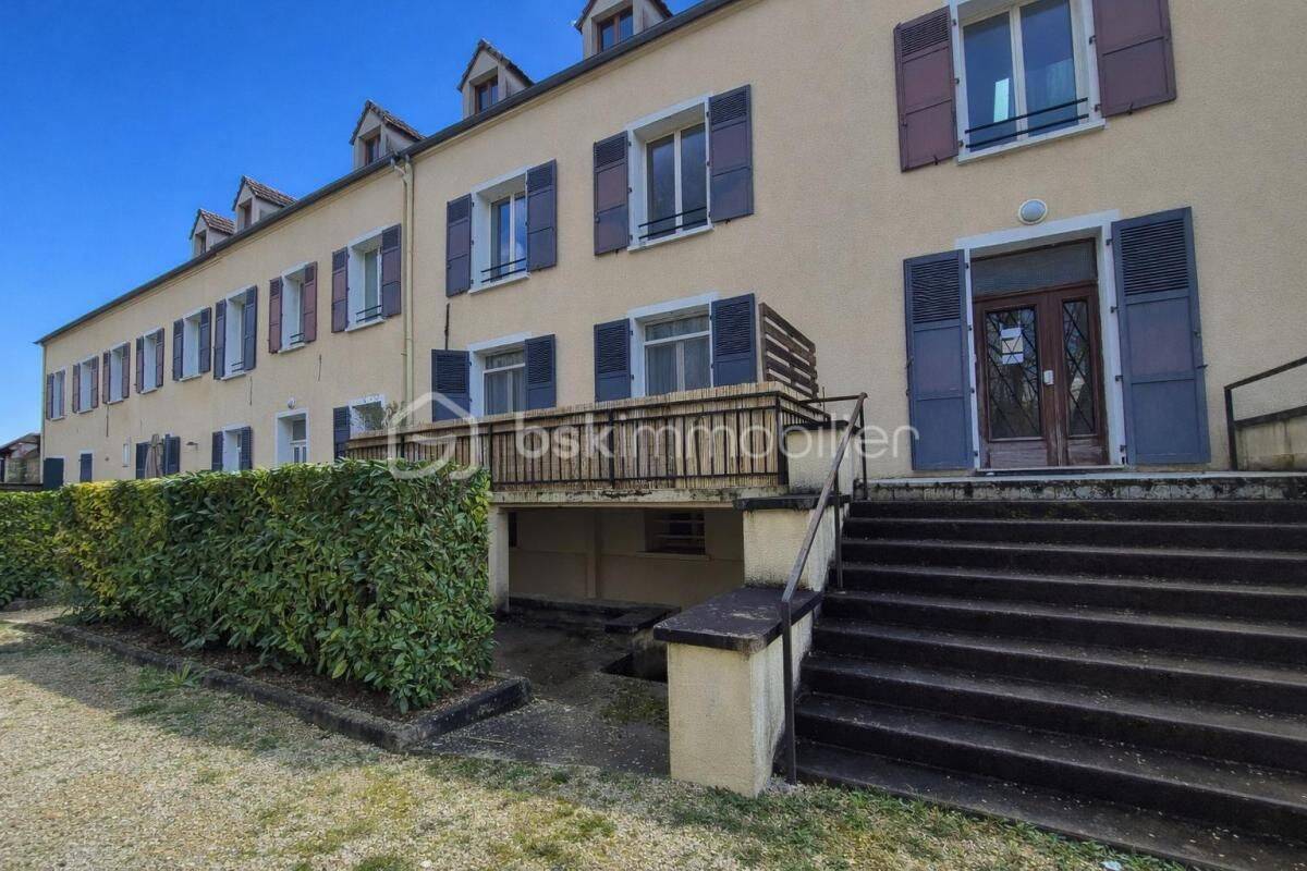 Appartement 3 pièces 43 m² · à Fontenay-le-Vicomte · 43 m² · 169 000 €