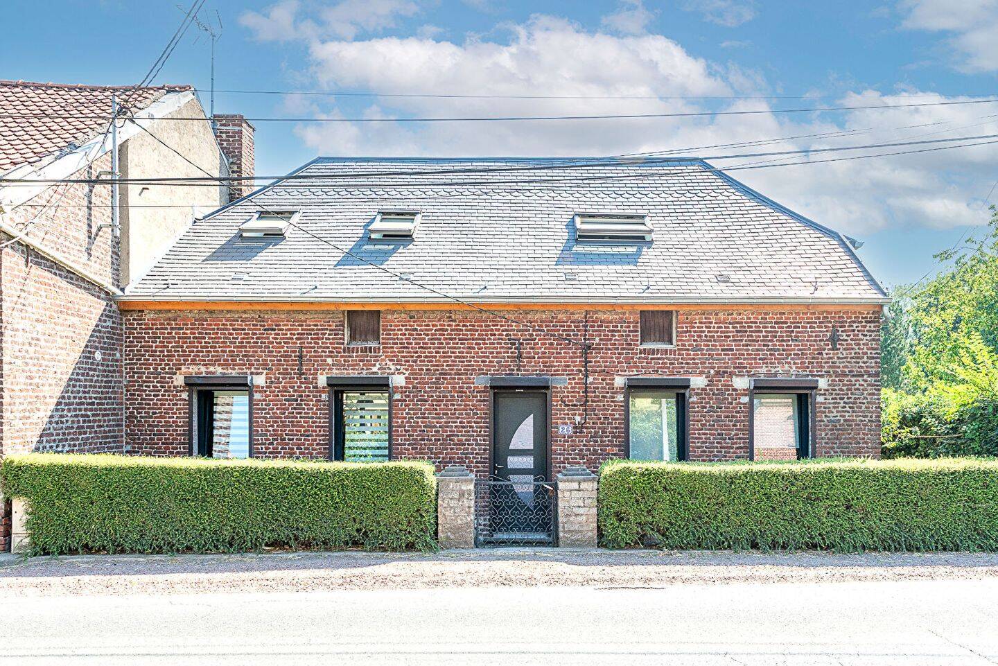 Maison 5 pièces 145 m² · à Sebourg · 145 m² · 309 900 €