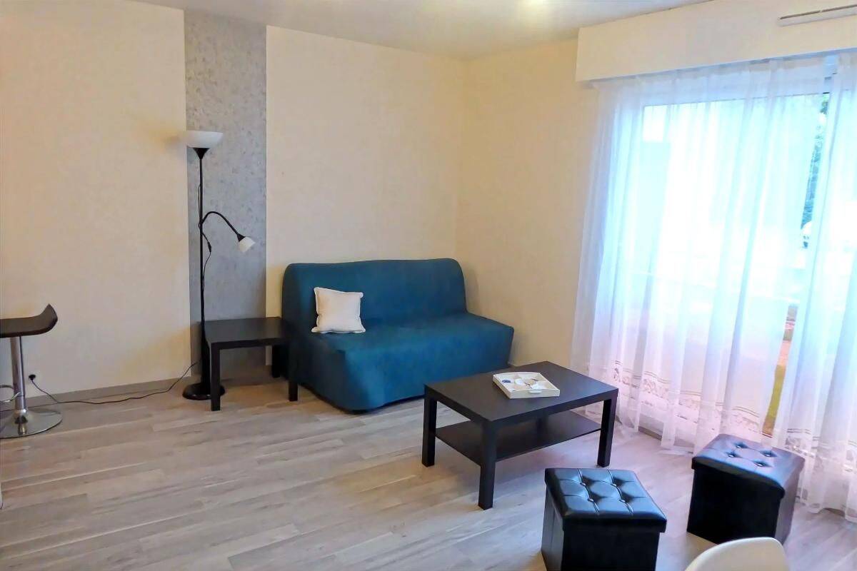 Appartement 1 pièce 30 m² · à Caen · 29,6 m² · 527 €