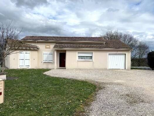 Maison de plain-pied à louer 980 € 5 pièces 4 chambres 120 m² dès le 10/04/2026 Bassillac et Auberoche 24330