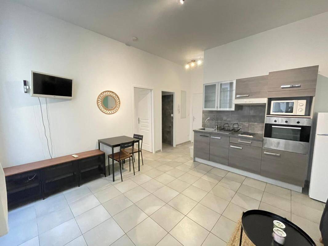 Appartement 1 pièce 34 m² · à Marseille 2ème Arrondissement · 34 m² · 892 €/mois