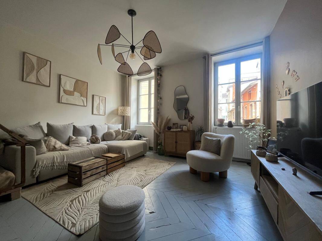 Appartement 3 pièces 73 m² · à Mâcon · 72,7 m² · 810 €/mois
