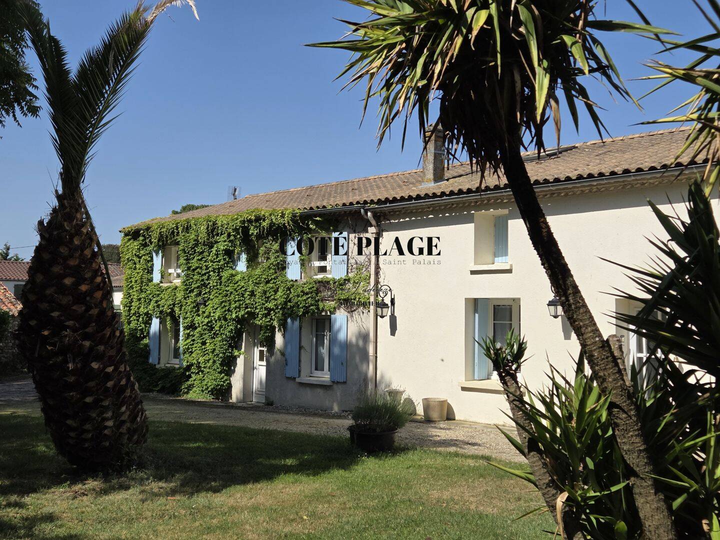 Maison 12 pièces 307 m² · à Saint-Sulpice-de-Royan · 307 m² · 759 200 €