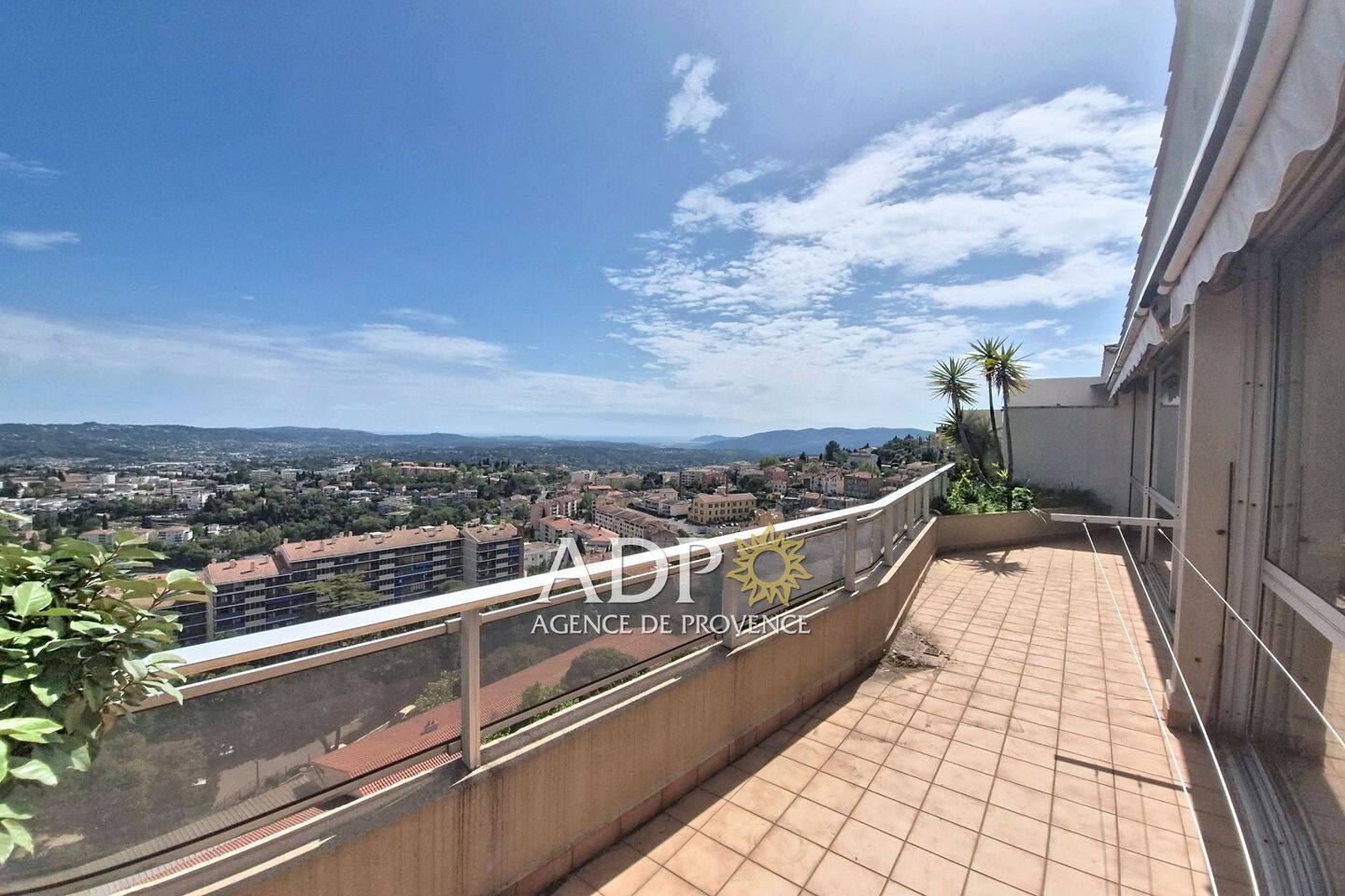 Appartement 4 pièces 102 m² · à Grasse · 102 m² · 1 600 €