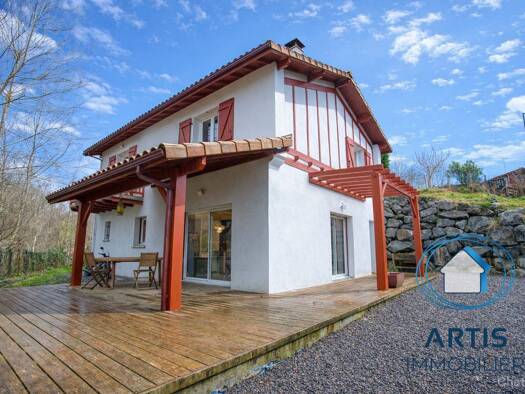 Maison à vendre 555 000 € 5 pièces 3 chambres 135 m² 841 m² de terrain Saint-Pée-sur-Nivelle 64310