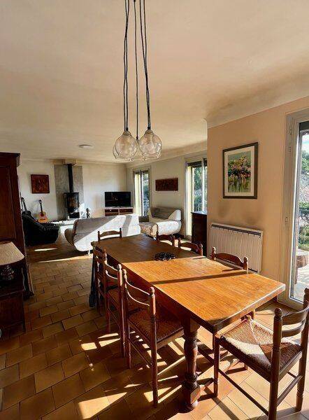 Maison 5 pièces 150 m² · à Ensuès-la-Redonne · 150 m² · 2 500 €