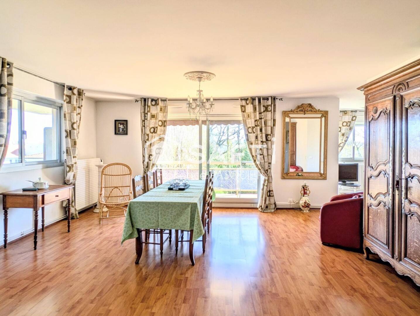 Appartement 5 pièces 96 m² · à Pessac · 96 m² · 329 900 €