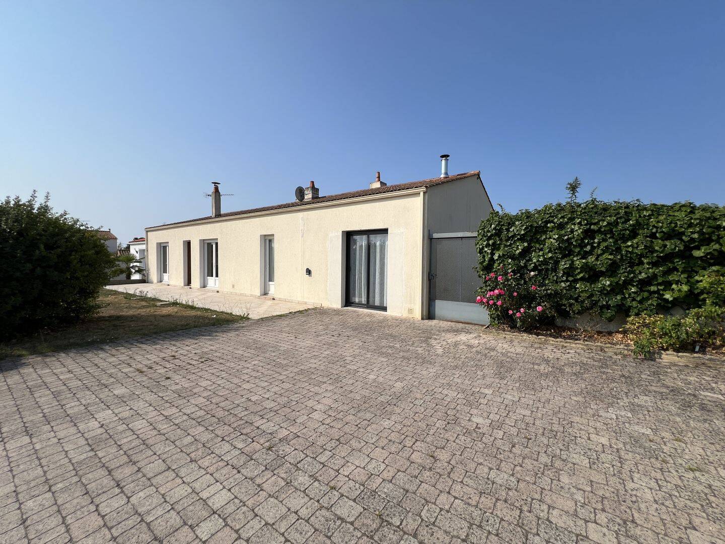Maison 6 pièces 150 m² · à Les Sables-d'Olonne · 150 m² · 320 000 €