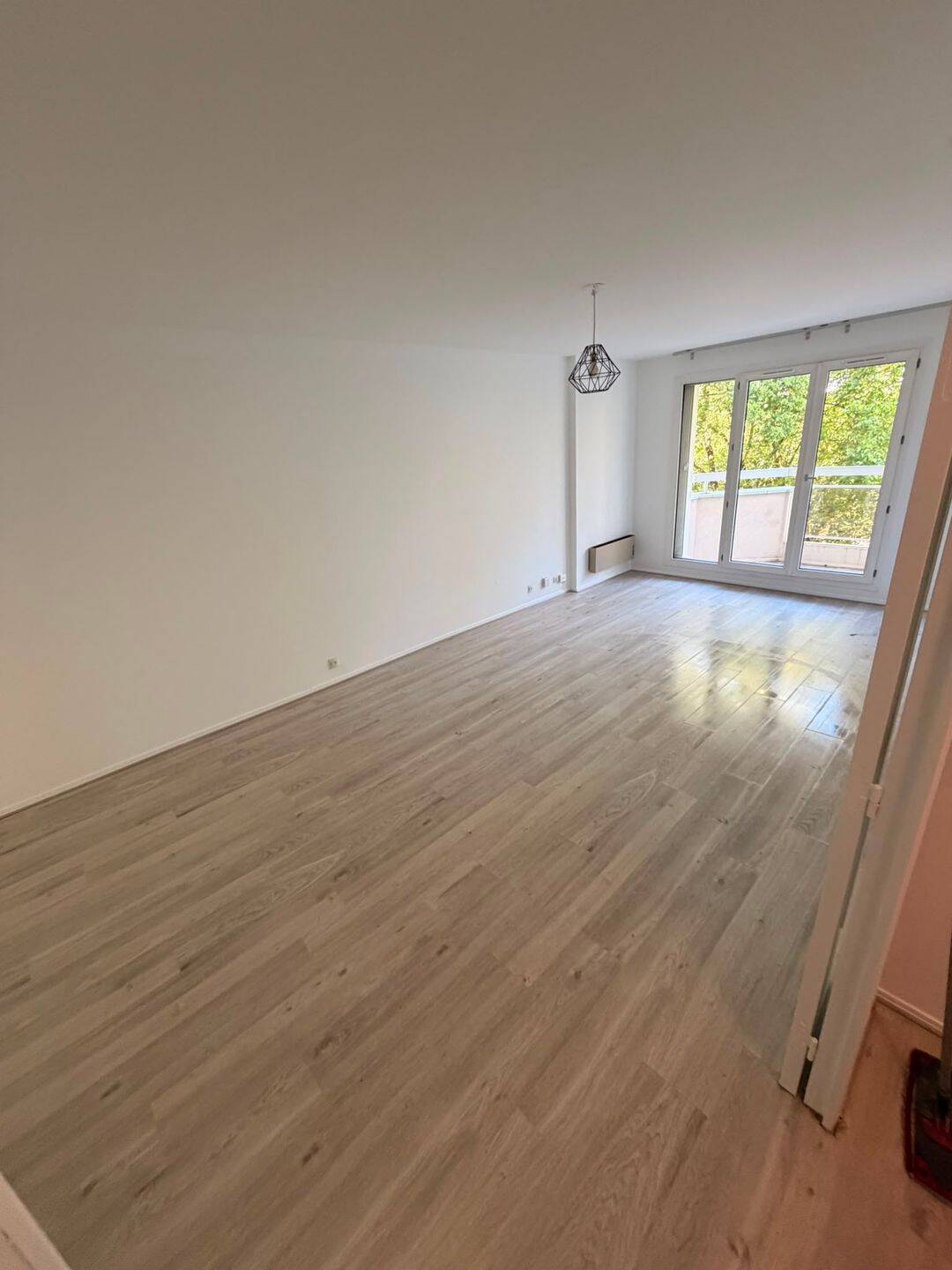Appartement 3 pièces 66 m² · à Fontenay-aux-Roses · 65,7 m² · 1 400 €