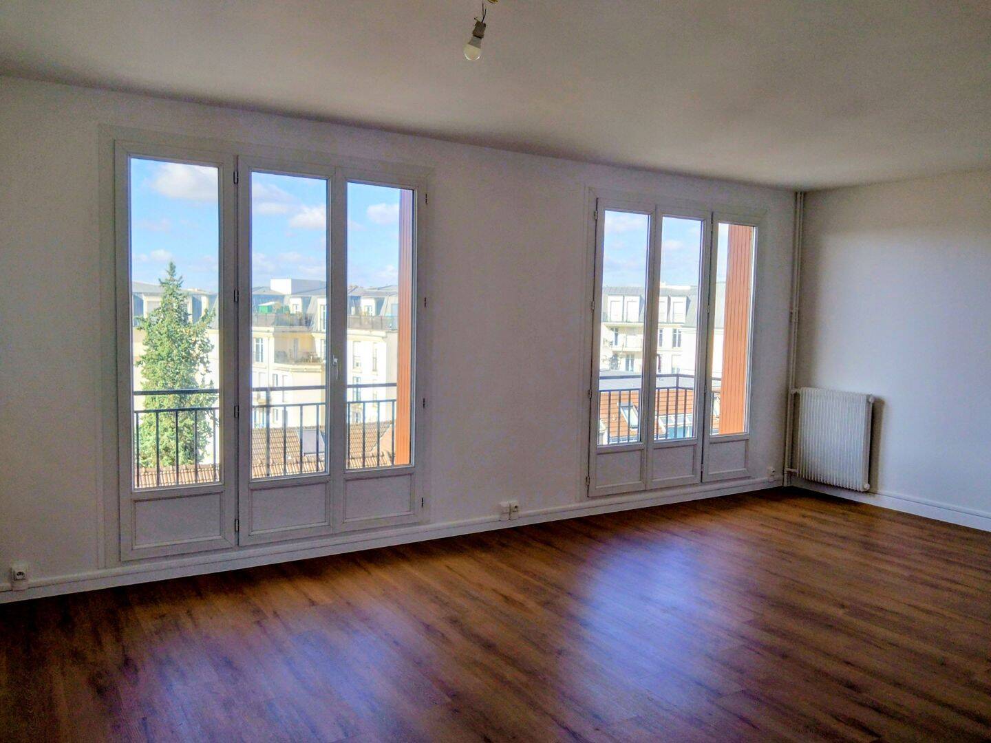 Appartement 4 pièces 84 m² · à Deuil-la-Barre · 84 m² · 1 650 €
