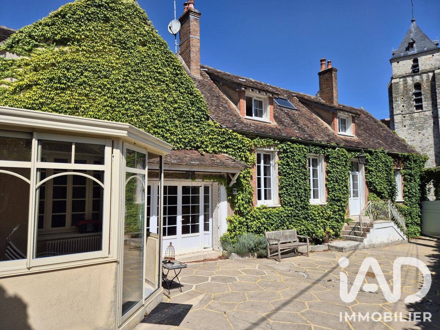 Maison 7 pièces 201 m² · à Champigny · 201 m² · 310 000 €