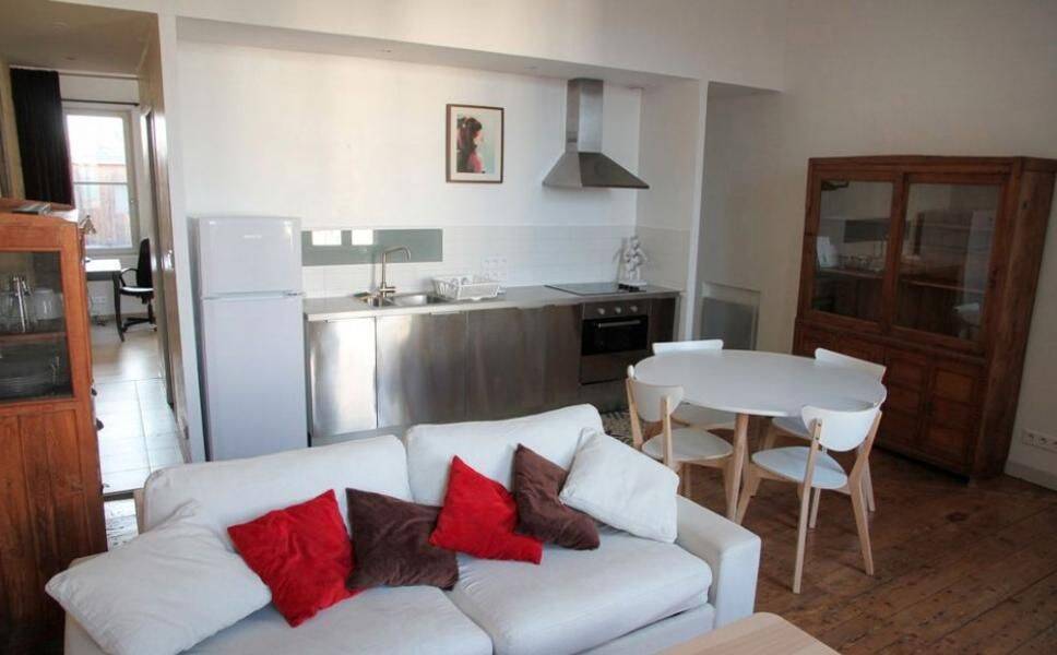 Appartement 2 pièces 50 m² · à Bordeaux · 50 m² · 1 079 €