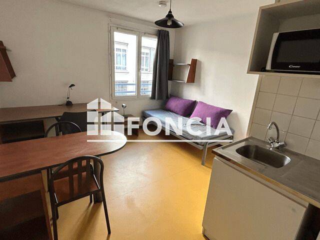 Appartement 1 pièce 18 m² · à Saint-Étienne · 18,3 m² · 345 €/mois