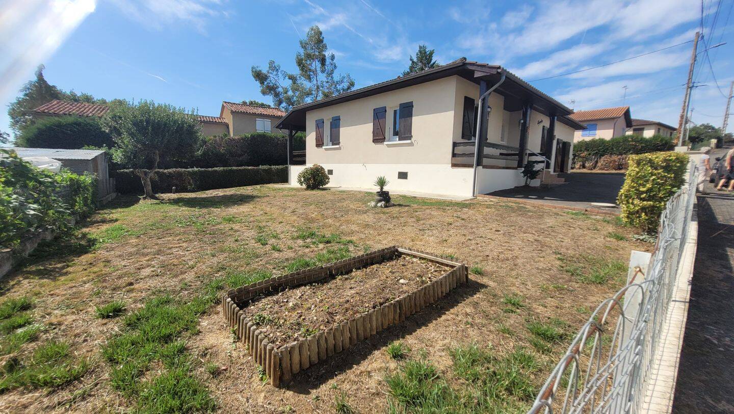 Maison 3 pièces 93 m² · à Masseube · 93 m² · 800 €/mois