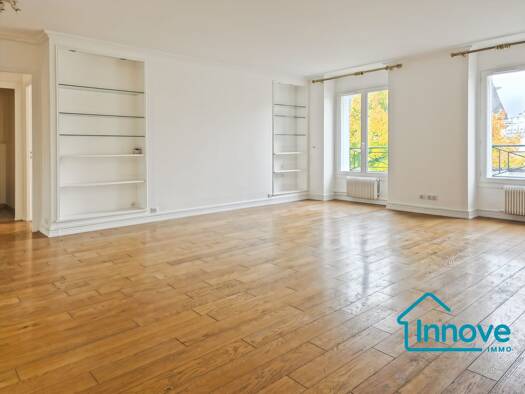 Appartement à vendre 580 000 € 5 pièces 3 chambres 90,41 m² Étage 3/3 Notre Dame Versailles 78000