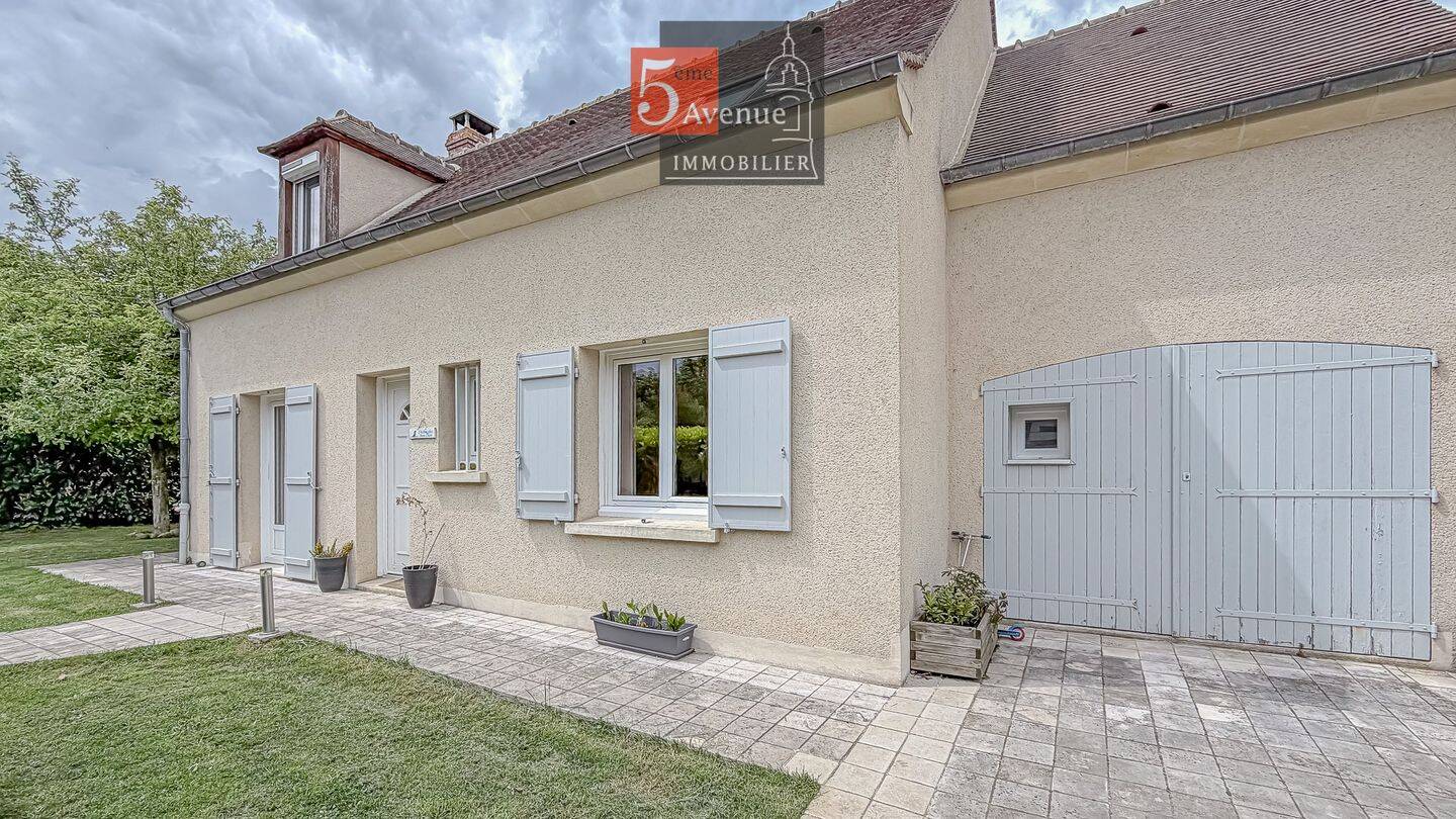 Maison 5 pièces 128 m² · à Chantilly · 128 m² · 572 000 €