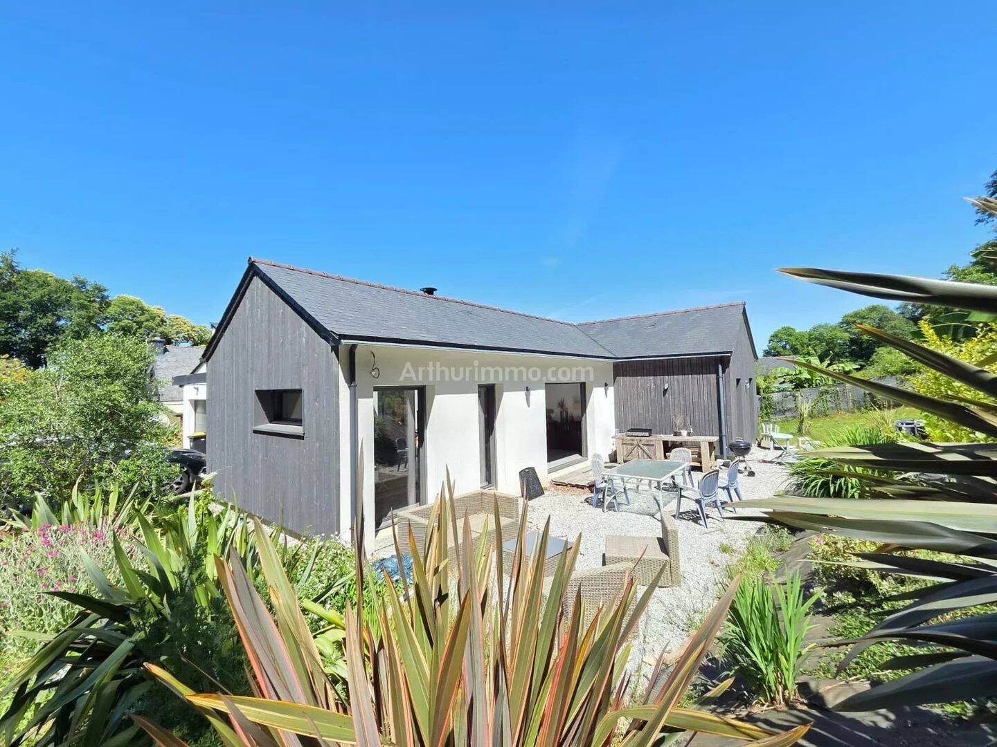 Maison 7 pièces 161 m² · à Grand-Champ · 161 m² · 547 000 €