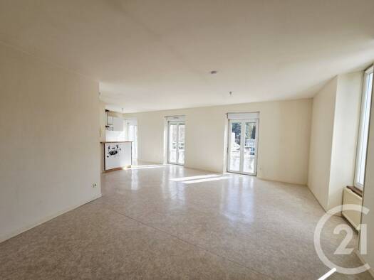 Appartement à louer 525 € 3 pièces 2 chambres 75 m² RDC Graulhet 81300