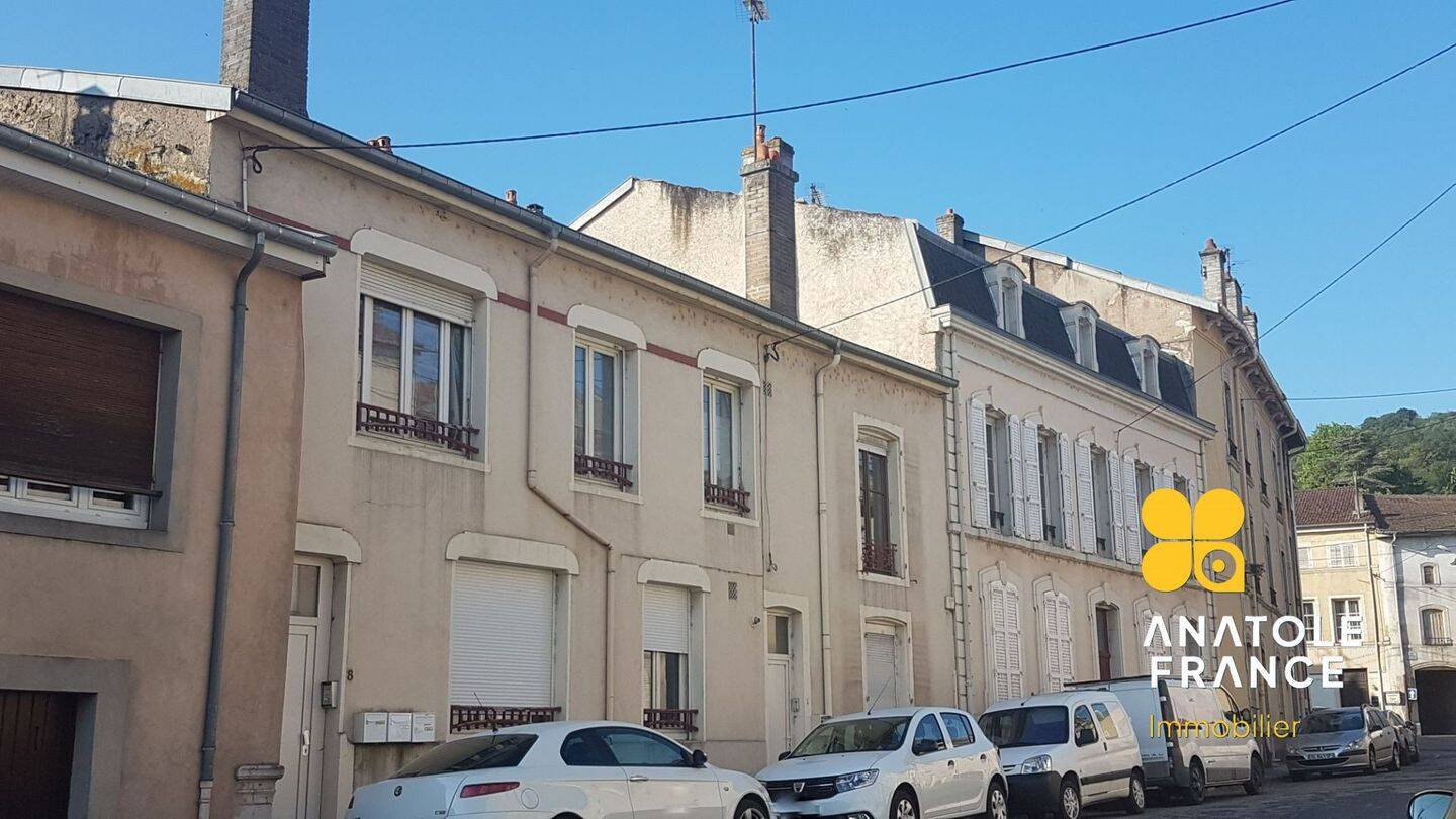 Appartement 3 pièces 75 m² · à Pont-Saint-Vincent · 75 m² · 75 000 €