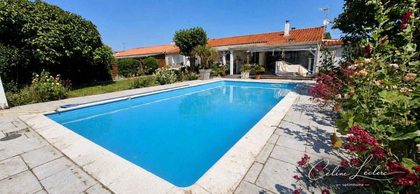 Maison 5 pièces 119 m² · à Andilly · 119 m² · 320 000 €