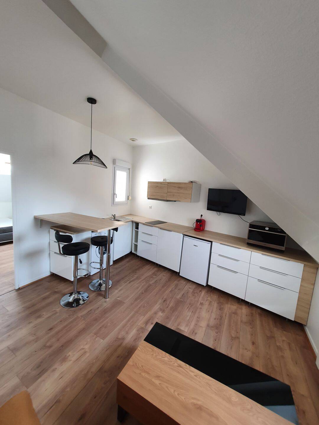 Appartement 2 pièces 32 m² · à Buc · 32 m² · 910 €/mois