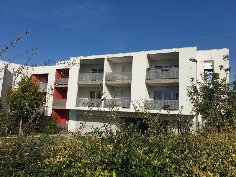 Appartement 2 pièces 42 m² · à Royan · 41,8 m² · 599 €