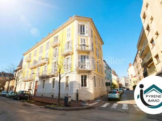 Appartement à vendre 395 000 € 5 pièces 3 chambres 141,5 m² Étage 1/4 Centre-Stade Chambéry 73000