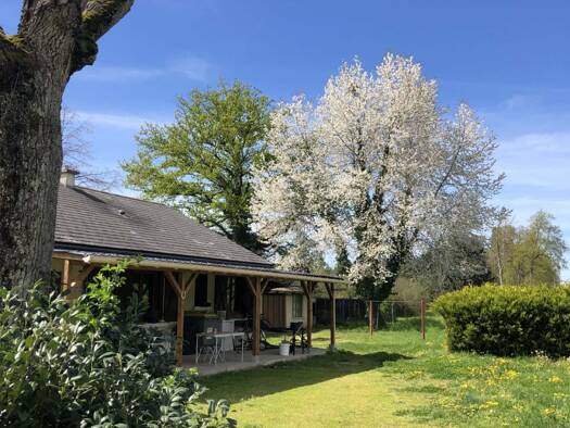 Maison de plain-pied à vendre 162 000 € 3 pièces 2 chambres 88 m² 6 820 m² de terrain Saint-Prix 03120