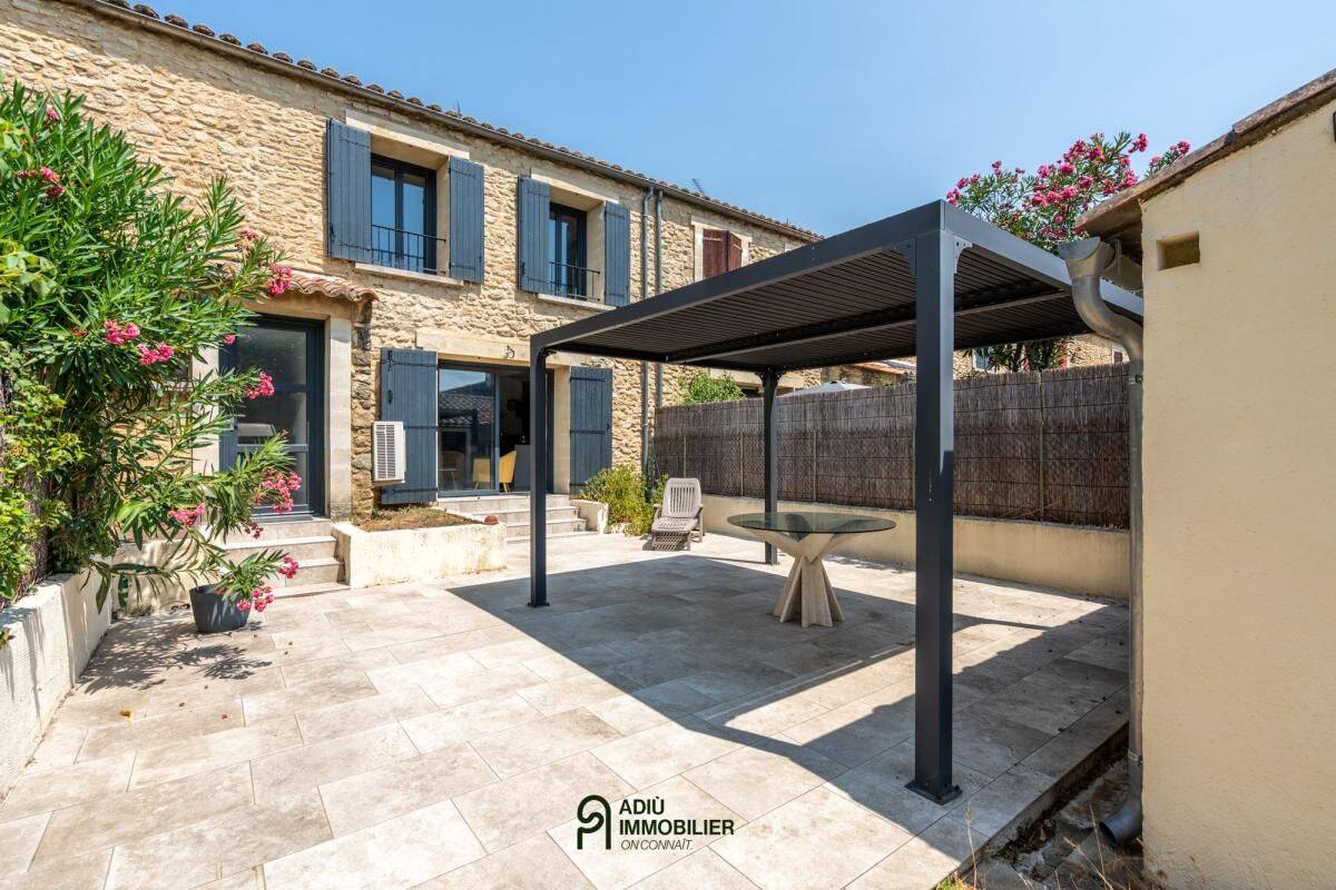 Maison 3 pièces 63 m² · à Uzès · 63 m² · 295 000 €