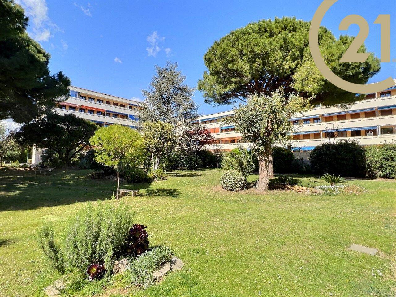 Appartement 2 pièces 49 m² · à Fréjus · 48,7 m² · 199 900 €