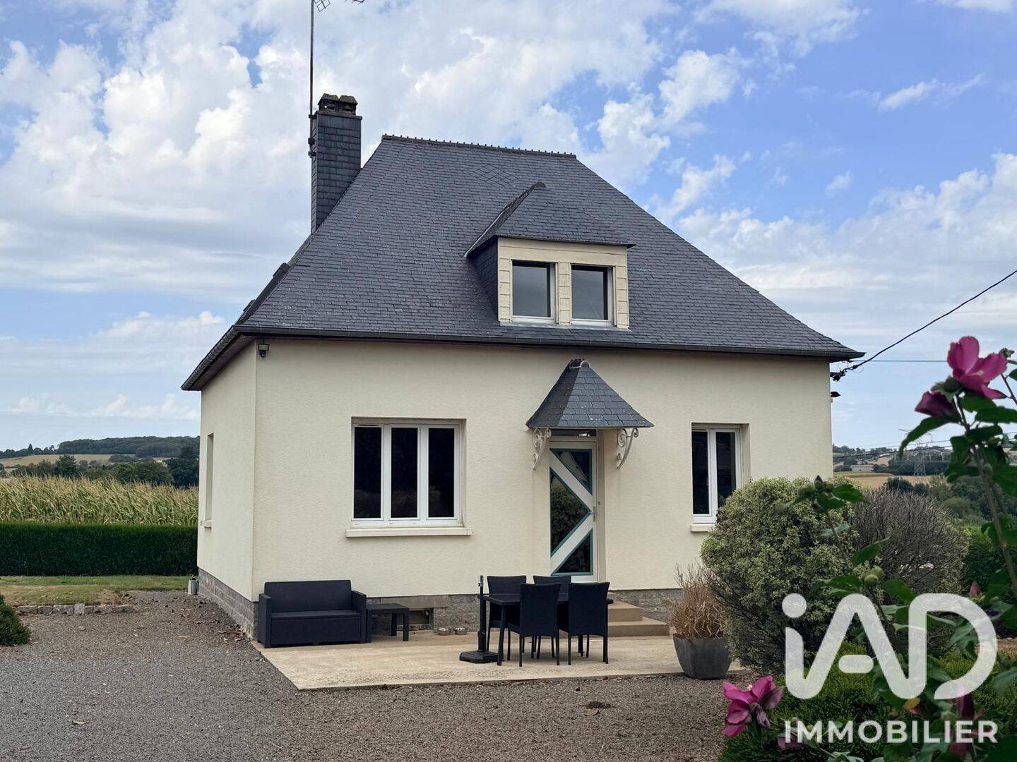 Maison 6 pièces 87 m² · à Grandparigny · 87 m² · 128 900 €