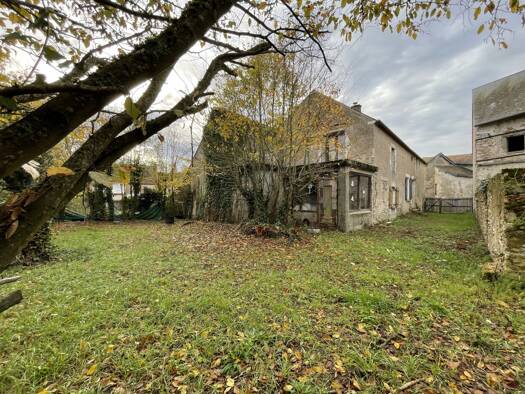 Maison à vendre 70 000 € 5 pièces 1 chambre 124 m² 398 m² de terrain Ousson-sur-Loire 45250