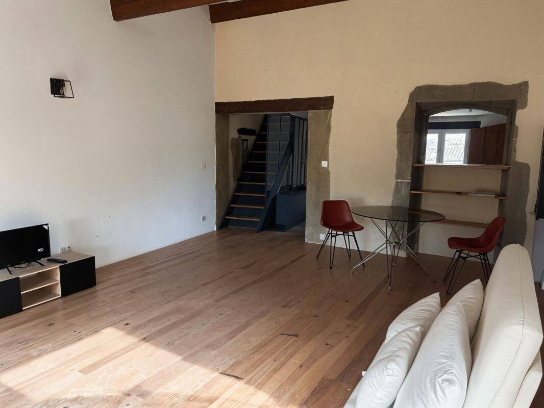 Maison 3 pièces 66 m² · à Saint-Paul-Trois-Châteaux · 65,5 m² · 790 €