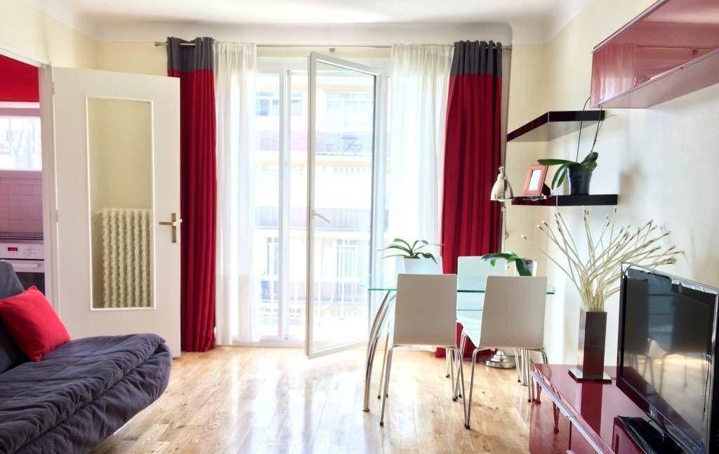Appartement 1 pièce 30 m² · à Paris 16ème Arrondissement · 30 m² · 1 300 €